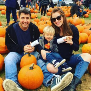 Candace Bailey Instagram - Pumpkin patching it with the fam. #manningbaldwinrosen #2daystilldelivery  photo cred @jfuentes