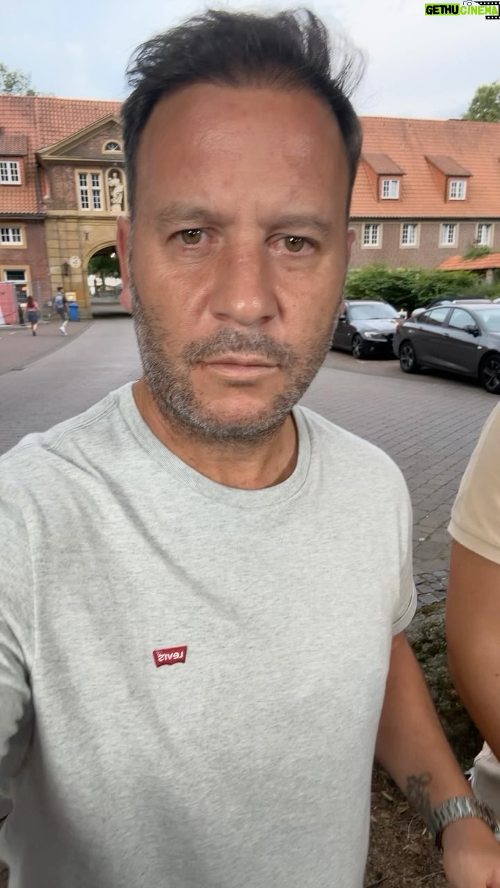 Cândido Costa - 15.3K Likes - Os bastidores de um "reel" mas sem música
😂😂😂😂😂😂😂😂😂😂😂😂😂😂😂
@miguelfbelo já estás saturado de mim?🥺♥️