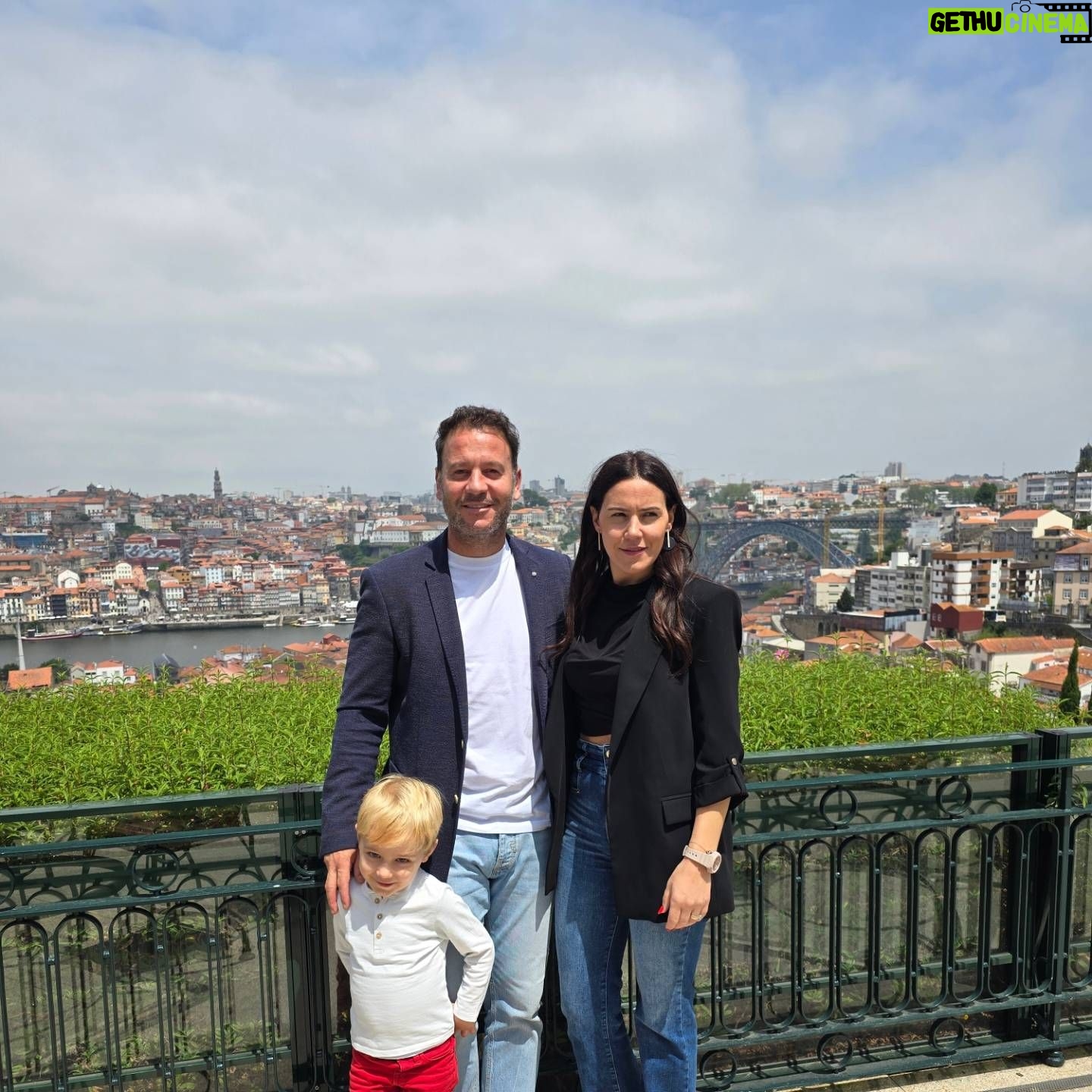 Cândido Costa - 26.8K Likes - Família😍
A minha maior recompensa🥰