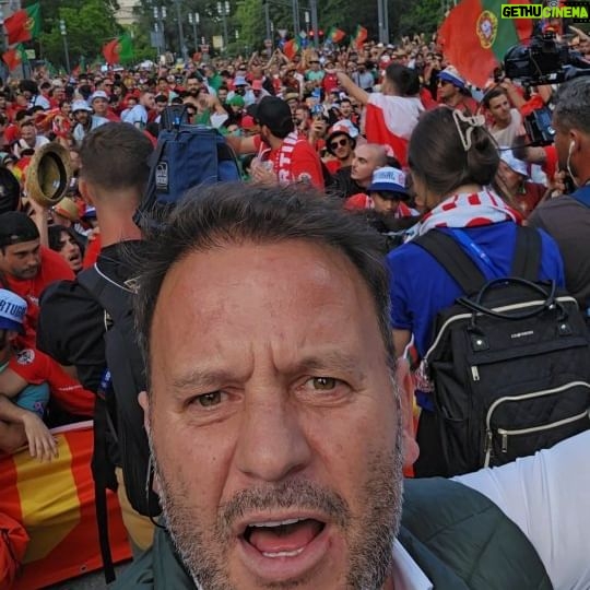 Cândido Costa - 13.4K Likes - A paixão cresce🇵🇹❤️⚽️
A energia do cortejo Português é unica👊
@canal_11
@portugal
@euro2024