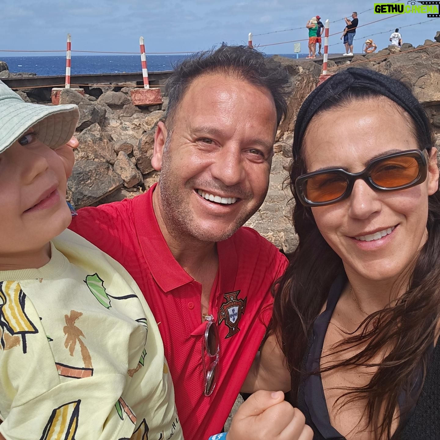 Cândido Costa - 16.5K Likes - Roadtrip🥰🛺🇨🇻🇵🇹
Família❤️
@cidaliaoliveira30🤩
#soltropico #oasisatlantico #oasisatlanticohotels #charmingtravelpt
@soltropico @oasisatlantico.hotels @charmingtravelpt