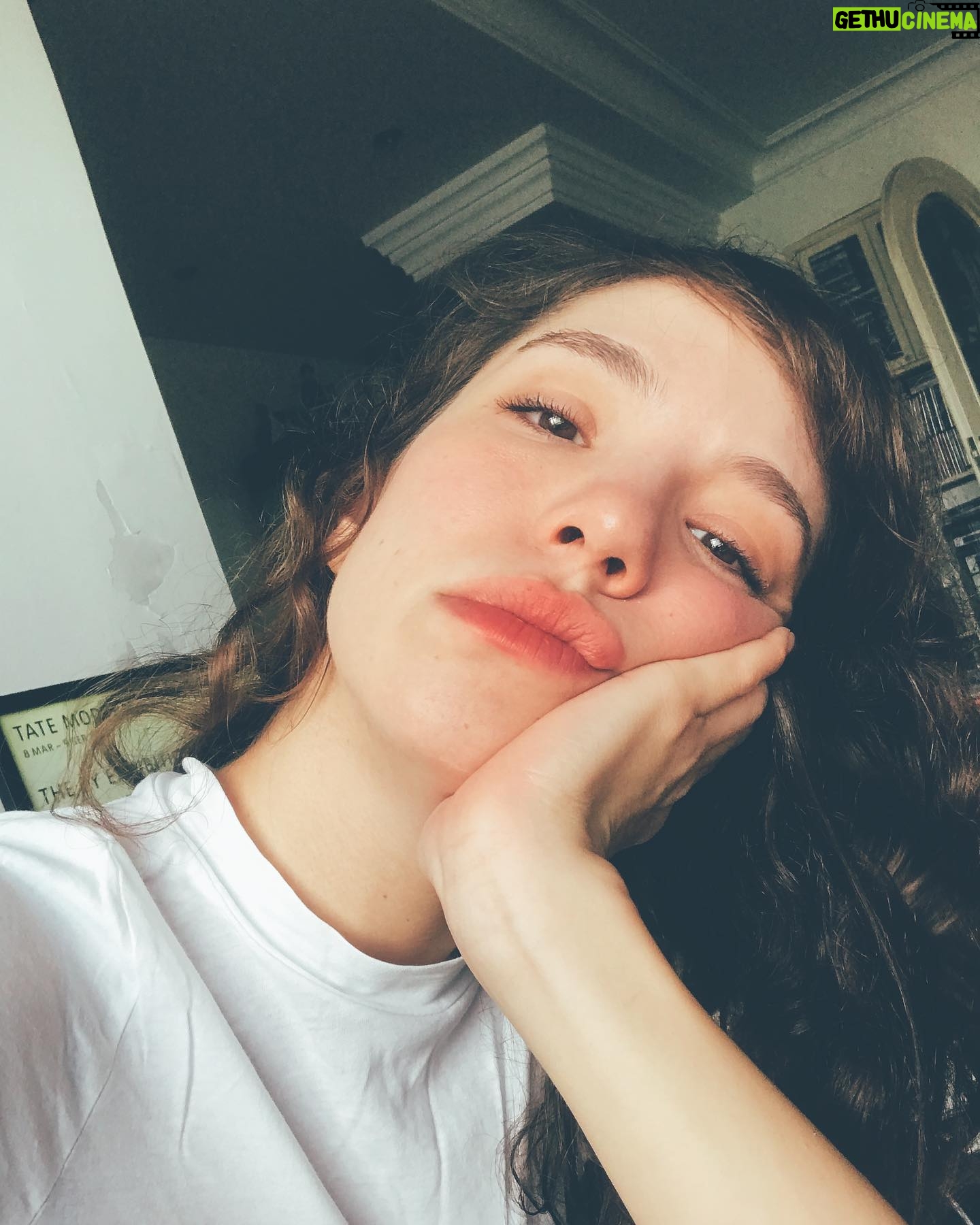 Cansu Kurgun - 1.3K Likes - geçen yıl same feelings🌀