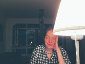 Cansu Kurgun Instagram - yorgun demokrat