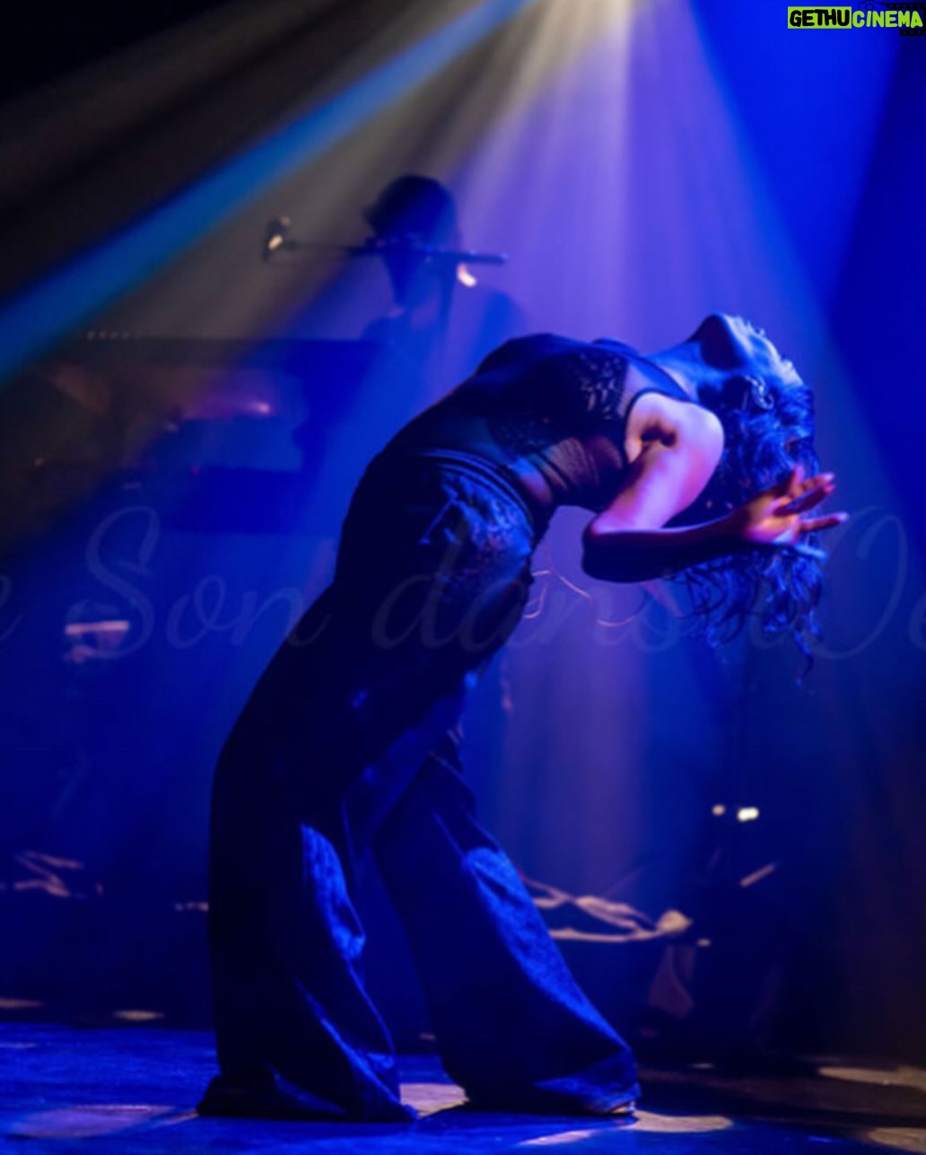 Carima Amarouche - 3 Likes - Merci Olivier Frety @lesondansloeil pour ces belles photos et souvenirs du dernier concert 2023 Folies berbères.Merci @villedemably @pierrevadon @nico_taite @mariebritsch_ @fantatouch @noraamourache @bluelineprod ✨❤️