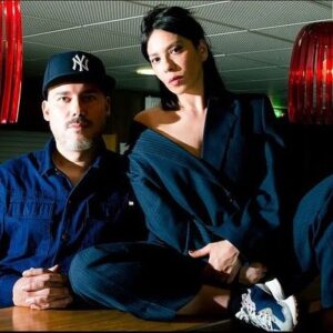 Carima Amarouche Instagram - Nouveau Projet SoundSystem avec Supa-jay @scratchbanditscrew ✨❤️‍🔥. Rendez-vous le 27 mai Festival en Marche ✨le 9 juin Festival Melusik ✨le 10 juin Festival Sous le Chapiteau à Orée d’Anjou ✨🇵🇪 Tournée au Pérou 🇵🇪 du 11au 20 juin 🤍 #tournée  #livemusic #perou #scratch @bluelineprod @mariebritsch_