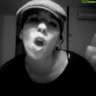 Carima Amarouche - 327 Likes - Quand tu tāennuies dans ta chambre dāhoĢtel fait comme moi du human beat box mytho avec @koshofficiel. Bon dimanche aĢ tous āØšš« #humanbeatbox