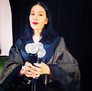 Carima Amarouche Instagram - Très heureuse de commencer l'année au festival Chants d’(H)ivers…et de femmes @lacigaliere.serignan avec un concert en co plateau avec ma sista @flaviacoelhobr.❤️‍🔥 il y aura aussi @anatijoux ❤️‍🔥et @natachaatlas ❤️‍🔥Rendez-vous ce week-end du sud au nord de la France. 
28.01/22  CHANTS D'(H)IVER ... ET DE FEMMES, LA CIGALIÈRE - Serignan (34)
29.01/22  MICRO-FOLIE - Sevran (93)  @nico_taite @pierrevadon @bluelineprod @mariebritsch_