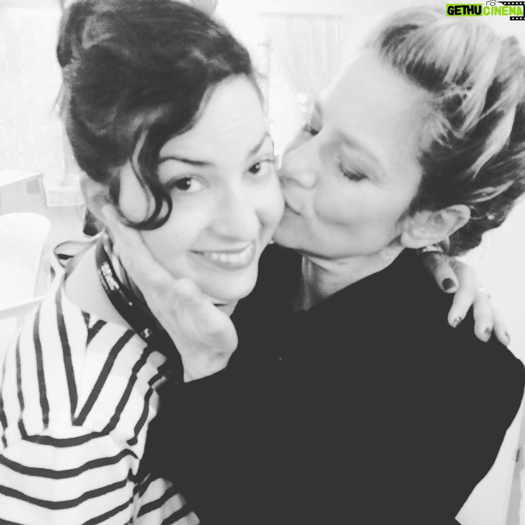 Carima Amarouche - 140 Likes - Les Sauvages avec @rebecca.zlotowski @sabrilouatah @dalibenssalah @ilies_kadri @lynakhoudri @fiansolevrai @shainboumedine @faridarahouadj @souheila.yacoub @karimaamarouche @hind0u @marinafois @roschdyzem @emmafrancomakeup @christopheoliveiramakeup @judithchalier @juliettechupin 🙏et toute la team des Sauvages @canalplus #tournagedukiff ❤️