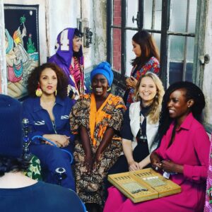 Carima Amarouche Instagram - Merci infiniment à Lucie Borleteau  Et à toutes les Bombasses pour cette journée de love, de danse, de joie intense et de partage. Merci au plumeau man @tom.fire et R.wan Christophe Paou . Merci @xulybetofficial pour le stylisme @rodrigomartinez15 🙏🏽Make up @enirac80 Heureuse et très émue pour longtemps,Je vous aimes ❤️Sortie du clip « Princesses » Septembre 2020. @flaviacoelhobr @lynakhoudri @souheila.yacoub awalymusic @lovndja  @aissamaiga @noraamourache @zazafournier @kahwehgi @ @nabilamokeddem @nawel.ben.kraiem @faridarahouadj @naima1303 
@bluelineprod @karrimmerabet @samydamak @labelathome