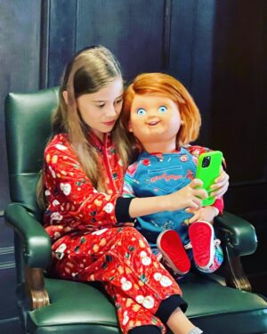 Carina Battrick Instagram - Chucky and Caroline want to wish everyone Happy Christmas 🎄 Eve! Hope Santa is good to you and brings what ever you might wish for!
.
.
.

.

.
#chucky #chuckydoll #carinabattrick #chuckytvseries #usanetwork #syfy  #wannaplay  #horror #classichorror #donmancini #iamchucky #childsplay #iliketobehugged #chuckyisreal #caroline #carolinechucky #carolinecross #caroline #mybestfriend #friend #iwantchucky #chuckyseason2 #wannapray #christmas #chuckychristmas #christmas #christmaseve #christmas2022 #chucky