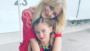 Carina Battrick Instagram - Hope your holiday is less dysfunctional than ours 😉 Lexy I still love ❤️ you but are you my real sister??? Only @realdonmancini has the answer 😎
.
.

.

.
#chucky #chuckydoll #carinabattrick #chuckytvseries #usanetwork #syfy  #wannaplay  #horror #classichorror #donmancini #iamchucky #childsplay #iliketobehugged #chuckyisreal #caroline #carolinechucky #carolinecross #caroline #mybestfriend #friend #iwantchucky #chuckyseason2 #wannapray #christmas #chuckychristmas #tiffanyvalentine