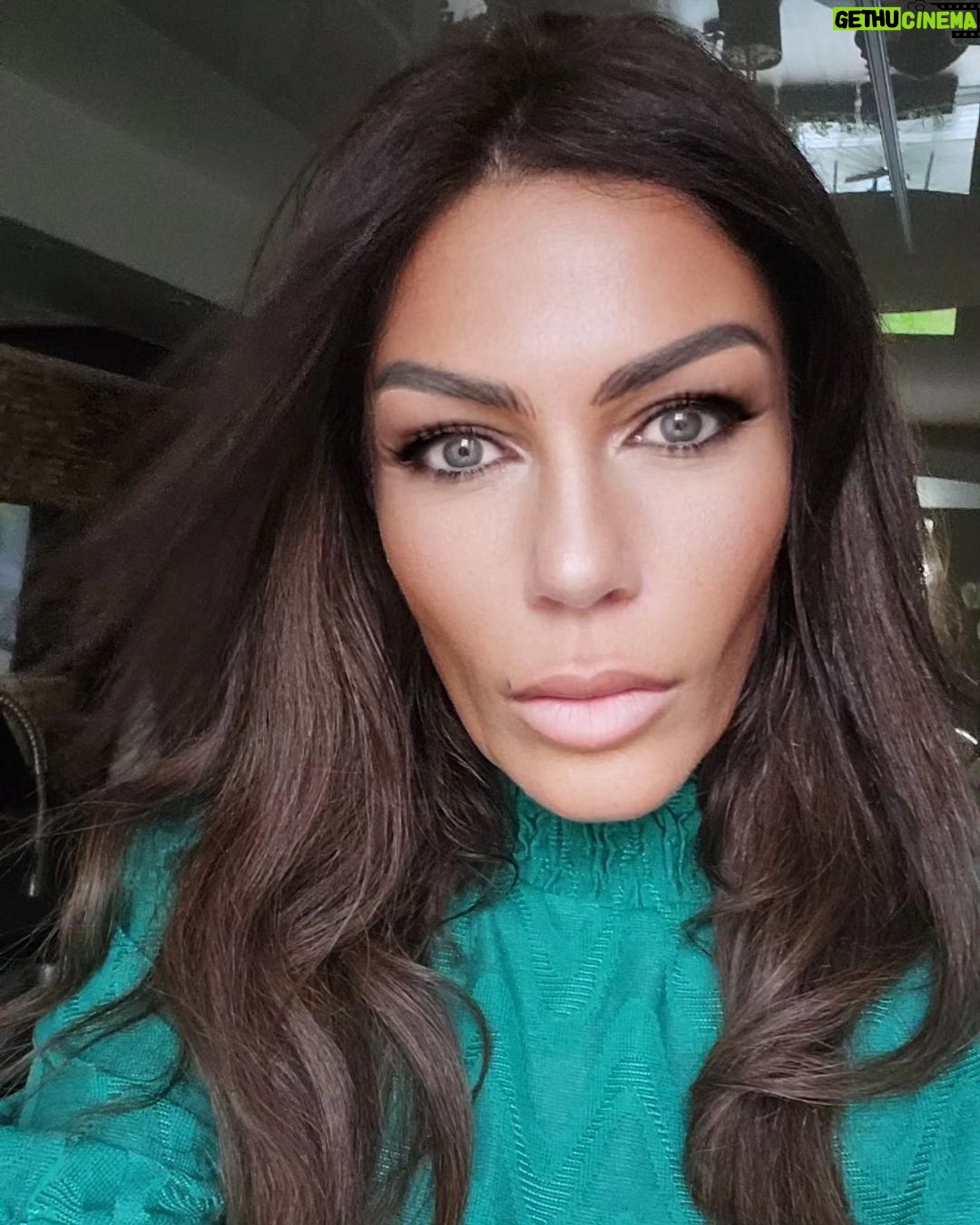 Carine Haddadou - 263 Likes -