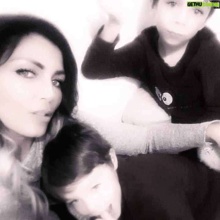 Carine Haddadou - 179 Likes - Et là c le bonheur complet avec mes amours ❤❤