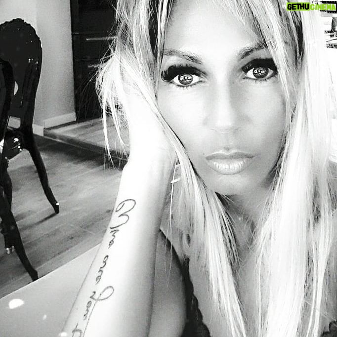 Carine Haddadou - 539 Likes -