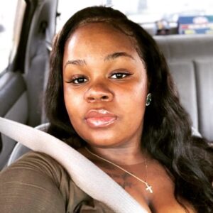 Carl Lentz Instagram - HAPPY FRIDAY!  Took a few days off the grid with my family and its been lovely and peaceful!  That is not the case however, for Breonna Taylor’s family. Its been more than 100 days since this EMT worker, a servant of the community, was killed in her own house.  None of the 3 men who killed her have been arrested. As we all can agree that this is an egregious, sad and unjust situation we can still work towards justice even though the headlines are slowly shifting again to other news. If you have 5 min today, you can call 502-735-1784 to peacefully demand justice for this woman and her family. This actually WORKS, for those skeptical. So lets do all we can do and make this awareness and action the new “normal.” #hoperemains #occupyallstreets