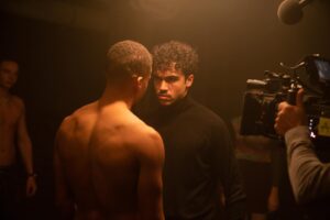 Carl Malapa Instagram - La dernière photo c’est moi demain à 9h01… mortel saison 2 dispo demain les amis 🖤