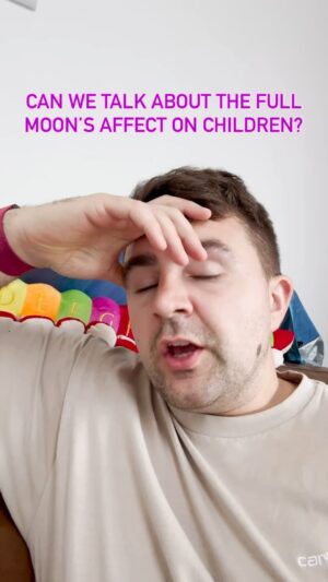 Carl Mullan Instagram - NOBODY warned me! 🙈🙃😂 Please tell me I’m not the only one? 😂
.
🔉 Sound on and make sure to share with anyone who has experienced this 😂
.
.
.
.
.
#parenting #parents #fullmoon #funny #kids