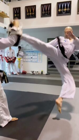 Carl Van Roon Instagram - VRMA style TKD #taekwondo #vanroonmartialarts #kickboxing #mma #karate