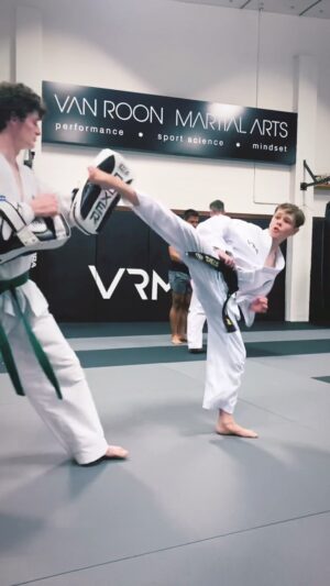 Carl Van Roon Instagram - Taekwon-Do training @vanroonmartialarts @finn__kilmartin @allister_villiers @_jacob_fleming_ Young James #taekwondo #flow #combinations #combo #padwork #flavour #karate #kickboxing #mma