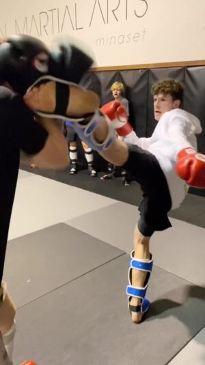 Carl Van Roon Instagram - @garath_hale & @_jacob_fleming_ drilling #vanroonmartialarts #kickboxing #taekwondo #mma #karate