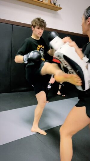 Carl Van Roon Instagram - @alistairrmcmanus > Long time VRMA core member 🙏🏻❤️ #muchlove #core #family #vanroonmartialarts #kickboxing #taekwondo #mma #karate #padwork