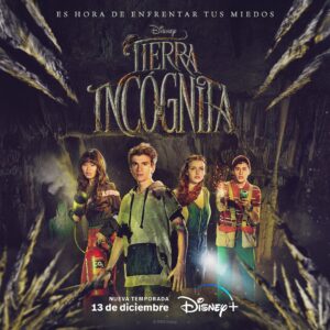 Carla Pandolfi Instagram - 🌎La segunda temporada de #TierraIncógnita llega el 
13 de diciembre a @DisneyPlusLA.
-
-
El Espanto viene por todos💀
Prepárate para terminar el año un poquito más ESPANTADO…..🧟‍♂️🧌👻👻👻
-
-
Carrete popurrí con fotos de rodaje, back y la última cuidado  qué hay mucha suelta últimamente 🙄👻
-
-
-
-
-
#disneyplus #seriejuvenil #emmy #terror #serieterror #serieacción #kidsliveaction #actress #actrizargentina🇦🇷 #carlapandolfi #tierraincógnita #13dediciembre #seriesdisneyplus #estrenomundial