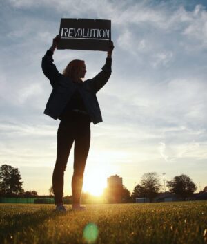 Carla Reemtsma Instagram - Not a long time ago, I would have never dreamed that I‘d be one of thousands of young people calling for a revolution. It seemed way too drastic and dramatic.
Today, on #womensday, women all around the world stand united in their call for a feminist revolution – we demand equal right, equal representation, equal pay, equal opportunities, it’s that simple.
I would have never dreamed that I’d call myself a feminist full-heartedly, but times change. Let’s not just hope for the times to change by themselves. Let’s speak up all around the world and unite behind the causes of equality, social justice and climate justice. 
This sounds like exactly the right amount of revolution, doesn’t it?