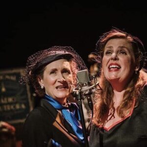 Carla Vasconcelos Instagram - Há 30 anos a fazer o que mais gosto. Dia Mundial do Teatro, para celebrar a loucura de continuar a tentar viver dos sonhos que partilhamos com quem quer sonhar connosco. 
A todos os que voam e sonham para que o teatro aconteça, um beijo e coragem!

#diamundialdoteatro #onstage #itsallaboutlove #actors #crew #actriz #privilege #privilegios #doamor #luckyme #theshowmustgoon #celebrate