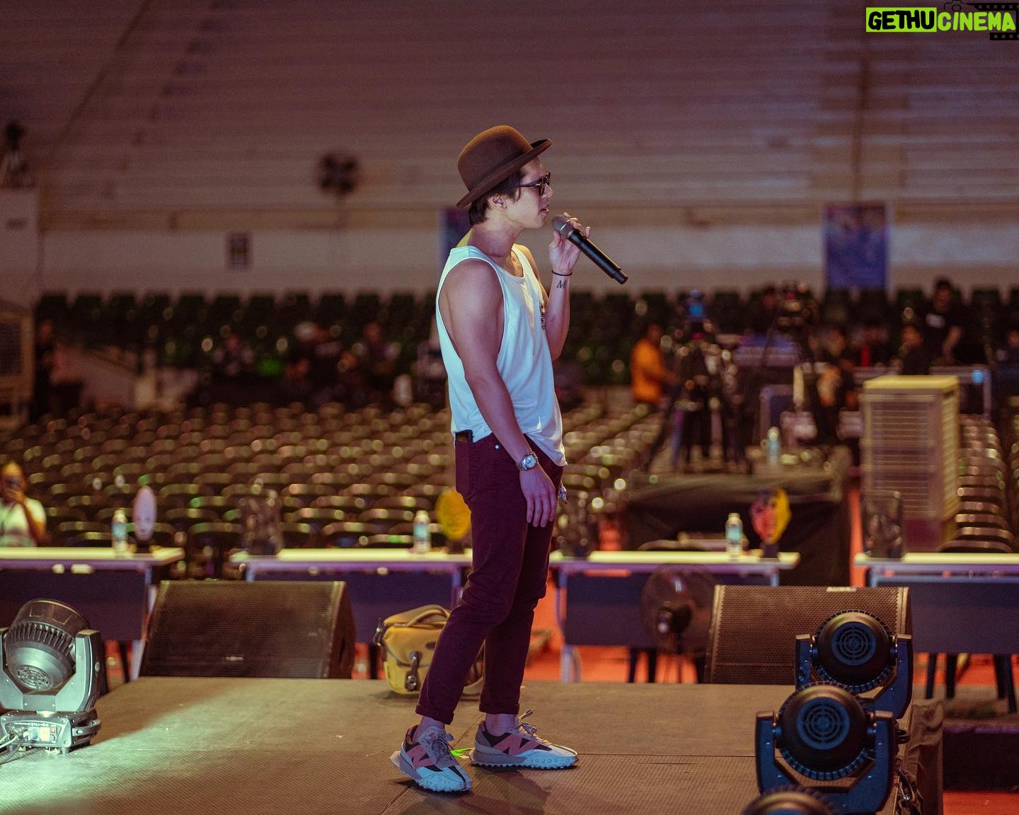 Carlo Aquino - 3 Likes - Soundcheck 1,2
#Masskara2023
#TheCityofSmiles
#Bacolod
