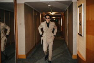 Carlo Aquino Instagram - Last batch 
#abscbnballisback 
#abscbnball2023 

📸 @deejrie 
Designer @paulolazaro.studio 
Styling @styledbyabbypaulino 
Grooming @hernansoriano_ 
Hair @robert_nocheseda
