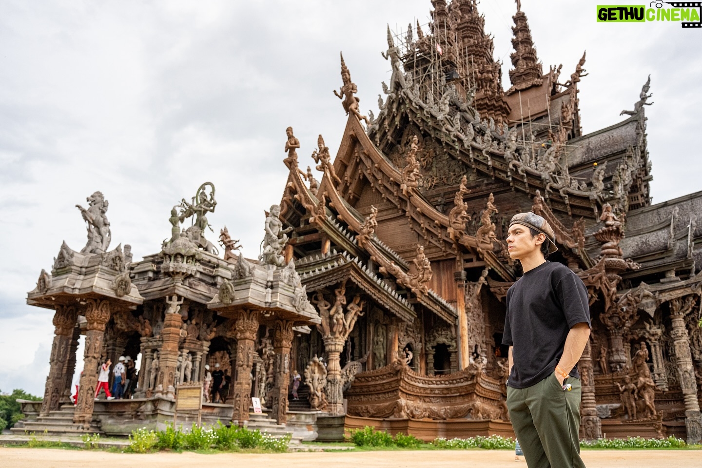 Carlo Aquino - 3 Likes - Some will appreciate the things you did for them. And if they don't, it is also okay.
#sanctuaryoftruth
#pattaya