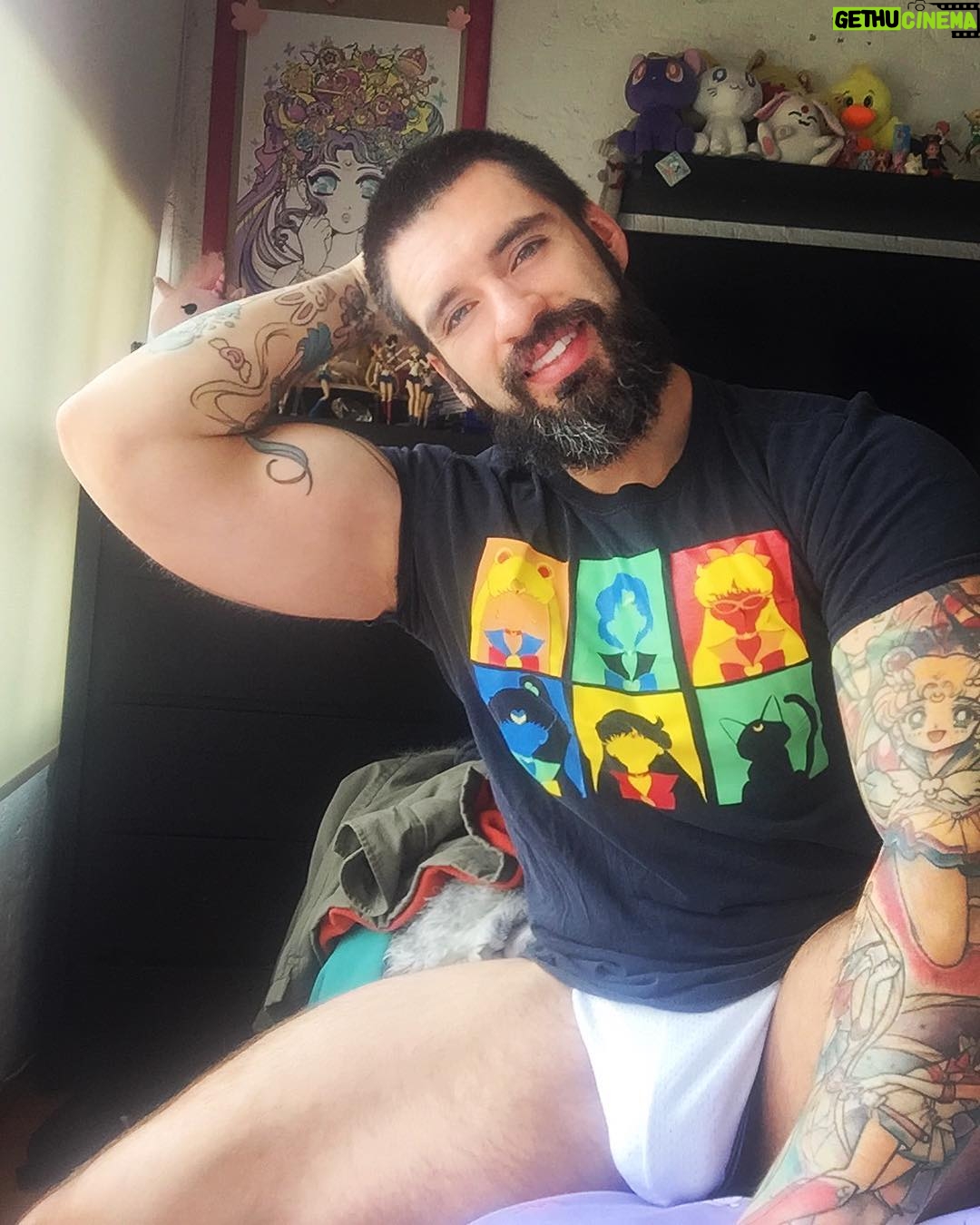Carlo Villarreal - 9.6K Likes - Buenas ✌️✨💕😊 #sailormoon #tattoo #anime #kawaii