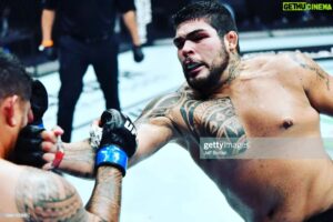 Carlos Felipe Instagram - @aca_mma 
give me the name
Give me the location
Give me the date
Send me the bout agreement

Anxious to my debut!

Ready to Go...lets put some action in the heavy-weight division

.........

@aca_mma
 me dê o nome
 Me dê a localização
 Me dê a data
 Me manda o contrato de luta

 Ansioso para minha estreia!

 Tô pronto... vamos colocar um pouco de ação na divisão dos pesos pesados
