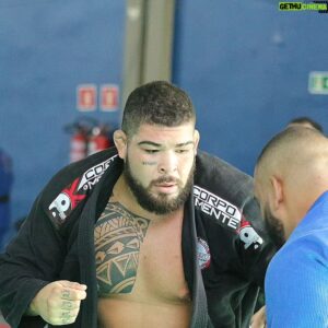 Carlos Felipe Instagram - Bjj👊🔥

📸@prof.andradesj