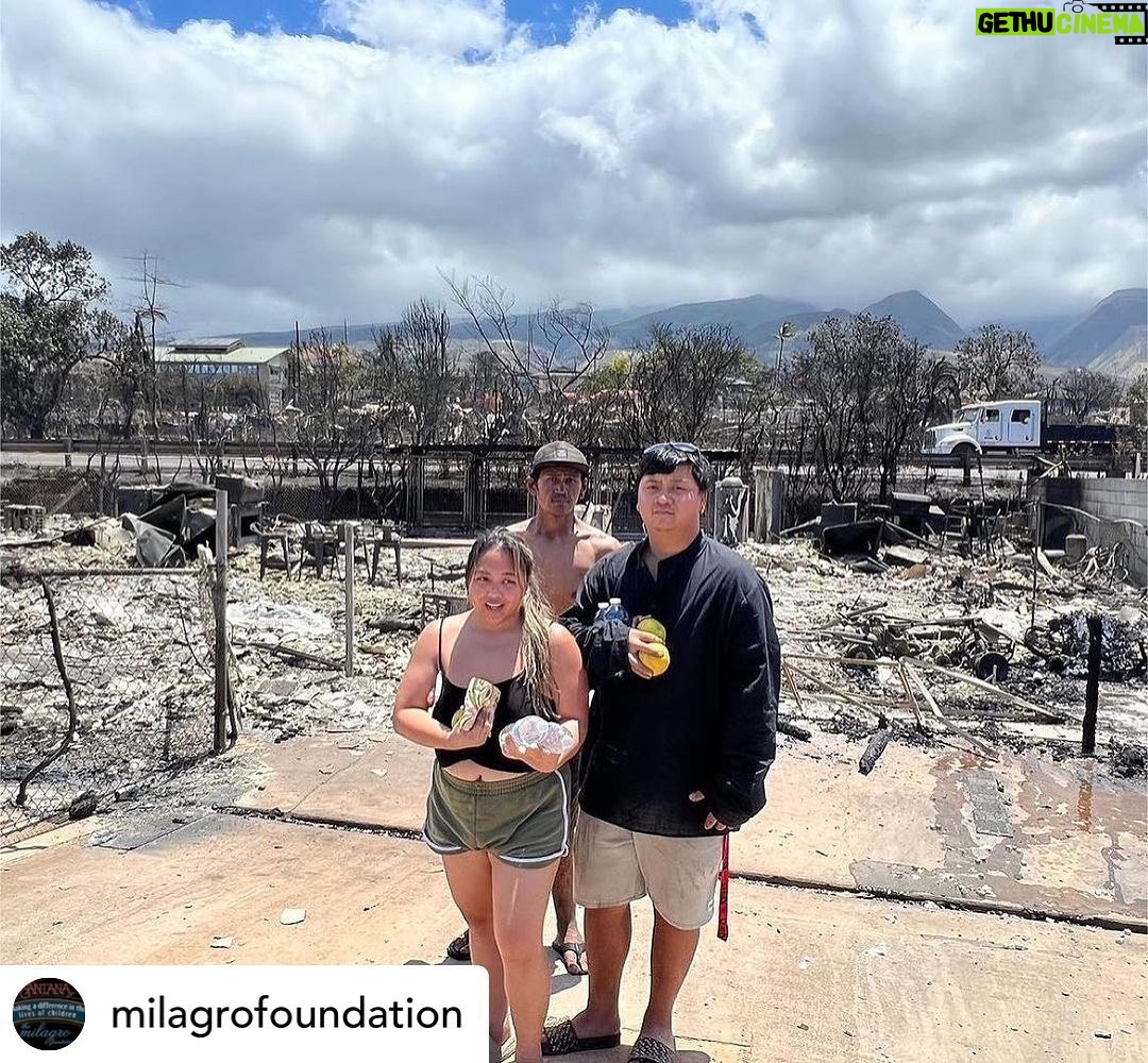 Carlos Santana - 4.3K Likes - Reposted from• @milagrofoundation Carlos Santana's Milagro Foundation is supporting our incredible partner, World Central Kitchen's efforts to feed the beautiful people of Maui impacted by the wildfires. WCK teams arrived yesterday and immediately sprung into action, providing food and water to first responders and evacuees. Please join us in supporting WCK. Please make a donation here: donate.wck.org.
Mahalo!
#makingadifference #carlossantana #worldcentalkitchen #milagrofoundation
Repost from @chefjoseandres
•
Jachia & Mark and their roommate Kaimi returned to what was left of their home after they evacuated with their 6 dogs... They told @wckitchen Sam they just bought this home in 2019 after being born & raised in Lahaina. The people of Maui are so beautiful! Even in these circumstances said they still feel blessed because they survived & have family to stay with while other friends are less fortunate…WCK brought them Tuna sandwiches, oranges & water today. #ChefsForHawaii