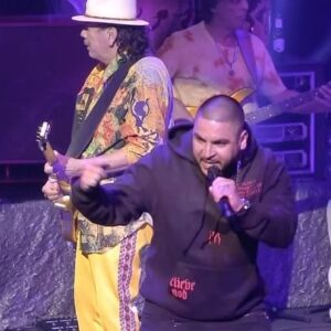 Carlos Santana Instagram - This was a magical evening. The Santana family performing the latest collaboration #Energia live at the @hoblasvegas  The mission is to heal and spread love through the musica. 🙏🏽🕊️ #santanafamilia #energia 
 

Official video on the Santana YouTube page and and single is available on all digital platforms.