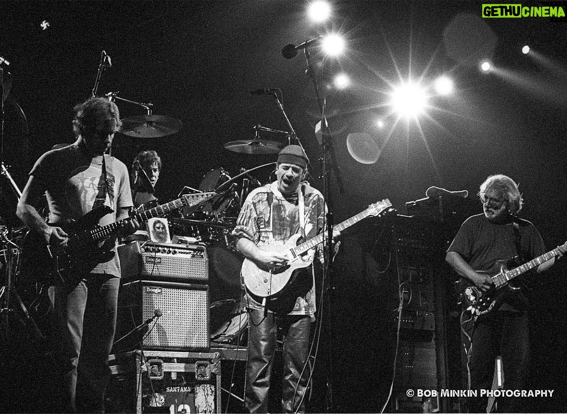 Carlos Santana - 6.6K Likes - Repost from @bobweir
•
30 years ago to the date, the crowd at Oakland, CA was treated to a “Stella Blue” with @GratefulDead joined by @CarlosSantana.
@jerrygarcia
📸: @MinkinPhotography