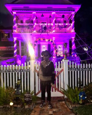 Carlton Elizabeth Instagram - Purfect ending to the beginning of a new year.. #blessed #samhain #halloween