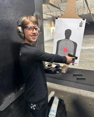 Carlton Elizabeth Instagram - Date with my son Cross… Amazing educational experience with Carlos @shootstraighthq this range operates like a well oiled machine. Really looking forward to going back Thku🖤