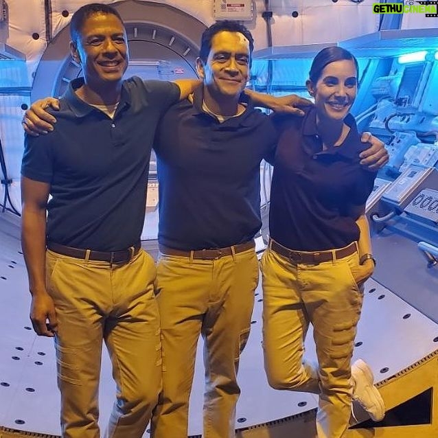 Carly Pope - 512 Likes - The baddest set of 1995 space sailors you ever did see.
Tonight’s ep of #QuantumLeap “Atlantis” was a whole shuttle of fun to shoot. Thanks a galaxy to the entire team, starting with @martingero for launching us into orbit and @raymomomo for being a mighty fine (and mighty funny) #1 stowaway.
Episode 2 airs tonight on @nbc or stream it on @peacocktv
🚀
#josezuñiga #houston #khakis