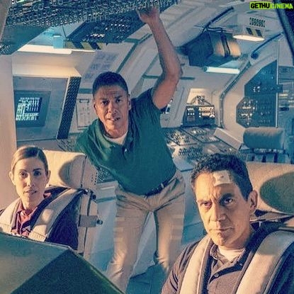 Carly Pope - 512 Likes - The baddest set of 1995 space sailors you ever did see.
Tonight’s ep of #QuantumLeap “Atlantis” was a whole shuttle of fun to shoot. Thanks a galaxy to the entire team, starting with @martingero for launching us into orbit and @raymomomo for being a mighty fine (and mighty funny) #1 stowaway.
Episode 2 airs tonight on @nbc or stream it on @peacocktv
🚀
#josezuñiga #houston #khakis