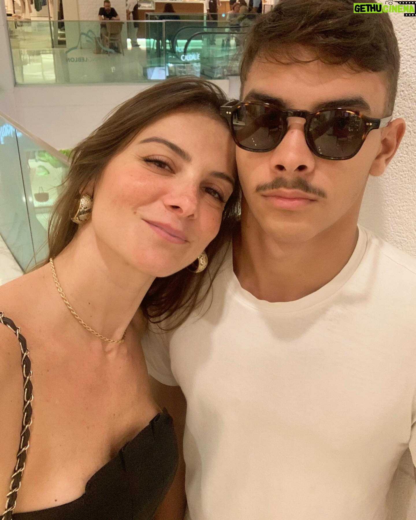 Carolina Chalita - 255 Likes - Meu amor fez 18 anos … nasceu com a benção de São Jorge num domingo 23 ! Viva vc meu Pedrão ❤️🍀
#diadesaojorge #aniversáriodopedro #ogun #filhoamado #meufilho #pedrochalitadaumas