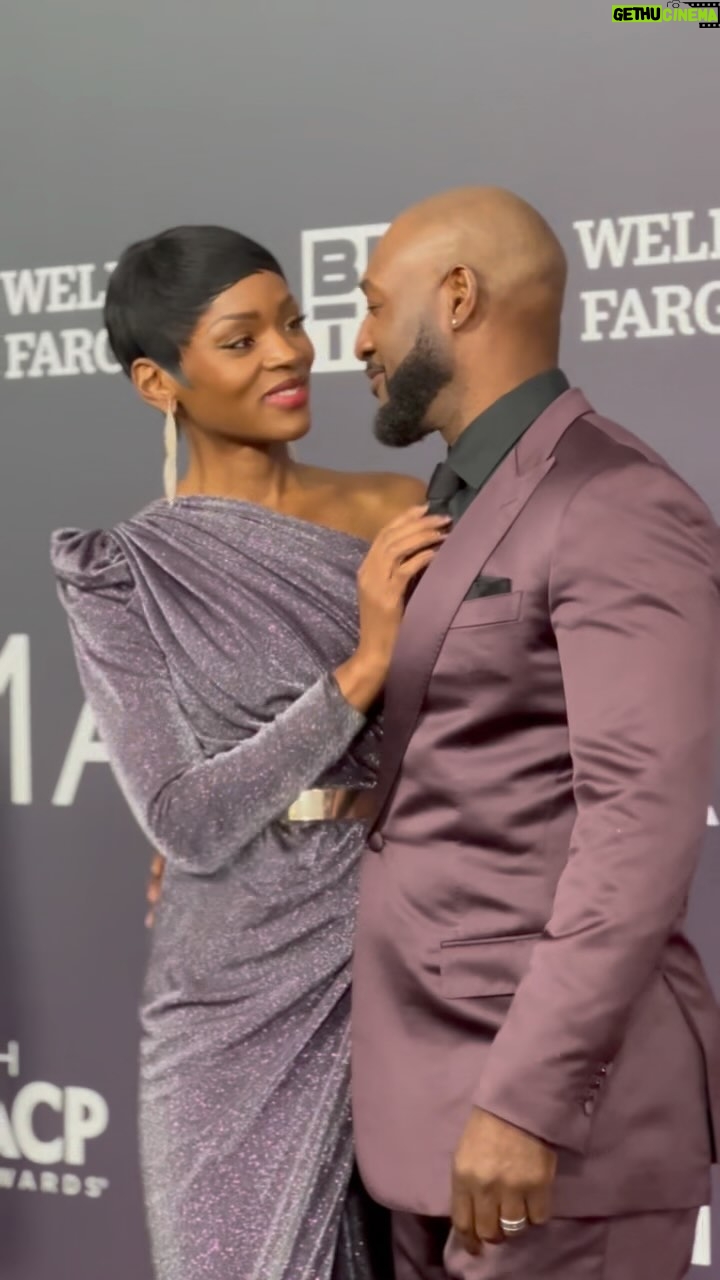 Caroline Chikezie - 12.3K Likes - Wait for it…
Y’all see that gaze? Want it. Need it. @God whenever you hear us, we need that with our partner please and thank you. 😂😍 #NAACPImageAwards
#relationshipgoals #blacklove