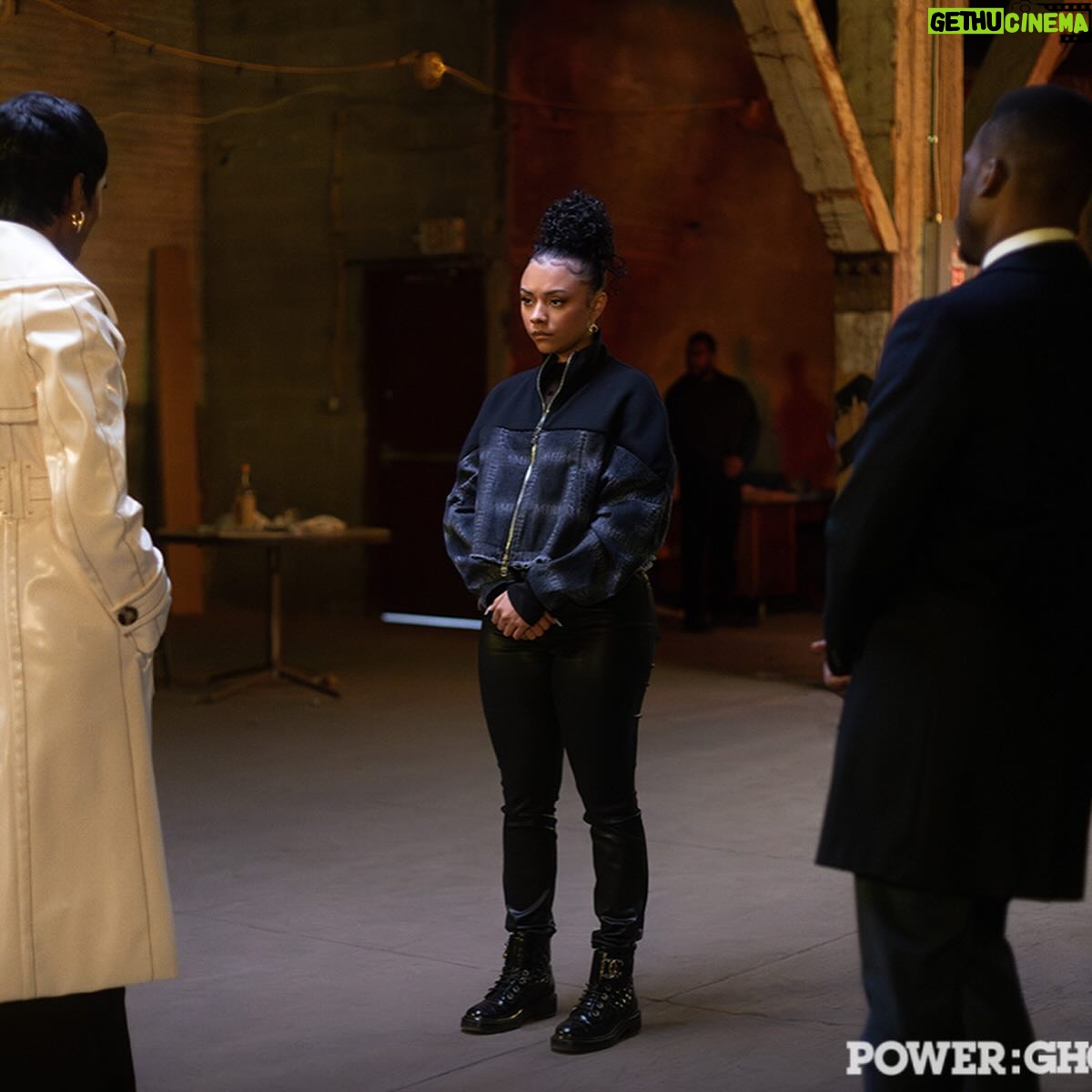 Caroline Chikezie - 13.9K Likes - Why’s Noma giving Cane bombastic side eye? 👀👀👀
Find out Friday at Midnight EST on the STARZ App
#powerghost
@GhostStarz