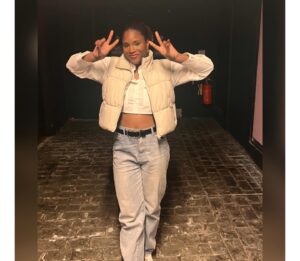 Caroline Dubois Instagram - Late April 🚮 😘

Swipe >>>

@beatsbydre 
📸  @cebocaptures

.
.
.
.

#lifelately