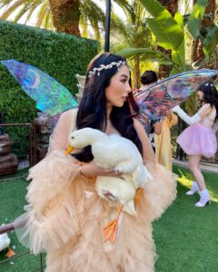 Actress Caroline Kwan HD Instagram Photos and Wallpapers October 2022