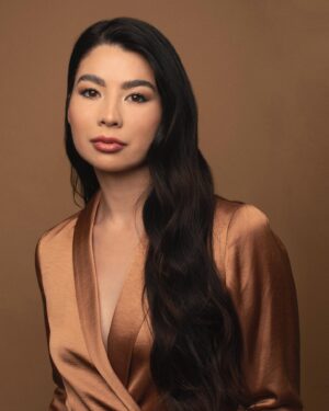 Caroline Kwan Instagram - ✨2023 is the year of being on double strike but also finally getting new headshots ✨

📸: @lukefontana 
💄: @ashantaartistry