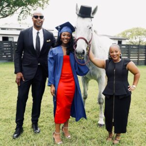 Caron Butler Instagram - A major part of manifesting is believing you’re worthy of what you’re asking for.
-“Seeing is Believing.”

Congratulations Ava we are so proud of you Queen 👑.

📸 @miashotthat