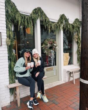 Carrie Wampler Instagram - Highlights of Christmas ‘23🎄🎁

Two hometowns, family we adore, one beautiful barn, lots of cute babies, 100 cups of coffee, endless game nights and too many cinnamon rolls. Very grateful this holiday season♥️
