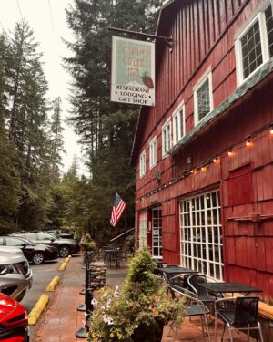 Carrie Wampler Instagram - Washington for 48 hours to: 
- Witness our girl @staybrooke getting promoted to Captain🇺🇸
- Hit up a National park 🏞️ 
- Devour milk   cookies 🍪 
- Drink lots of coffee🤎

So proud of you, Staley!!